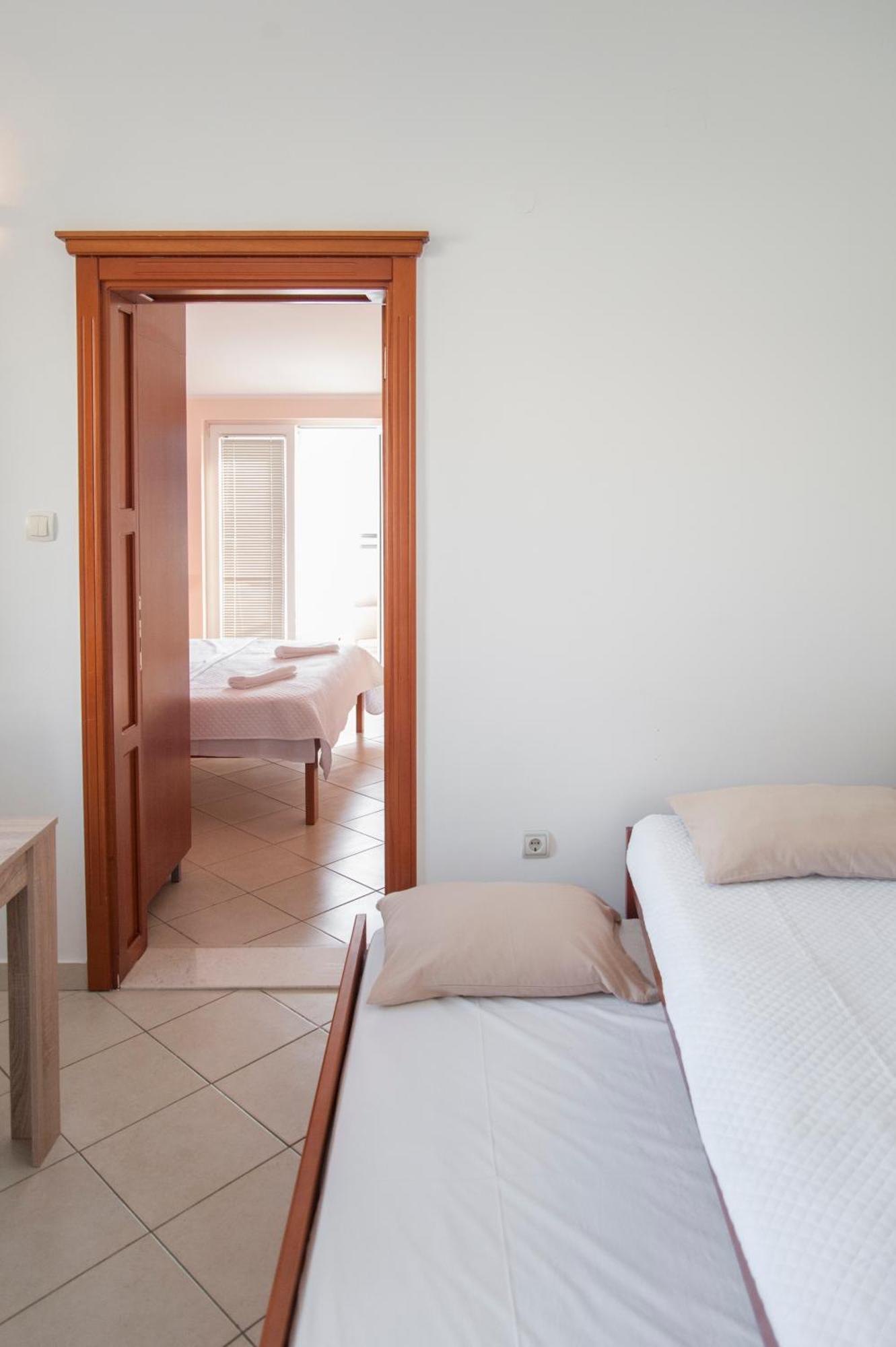 Apartments Mako Херцег-Нови Экстерьер фото